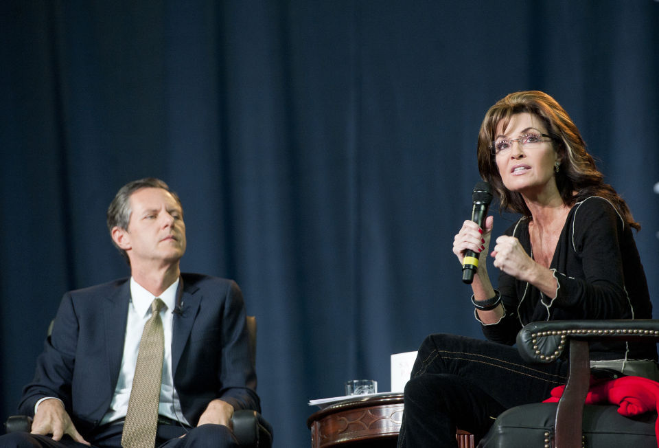 At LU, Palin blasts 'war on Christmas'